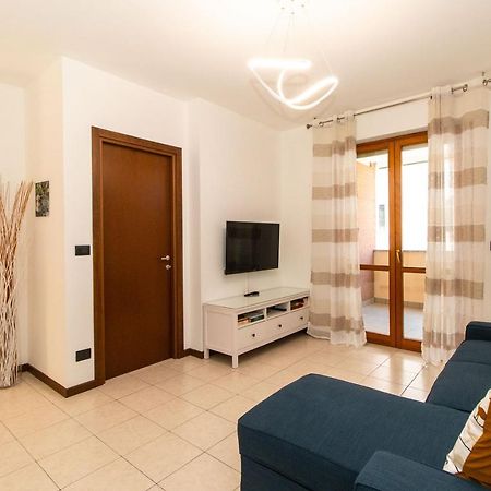 Come Casa Like Home Apartment With Parking 都灵 外观 照片