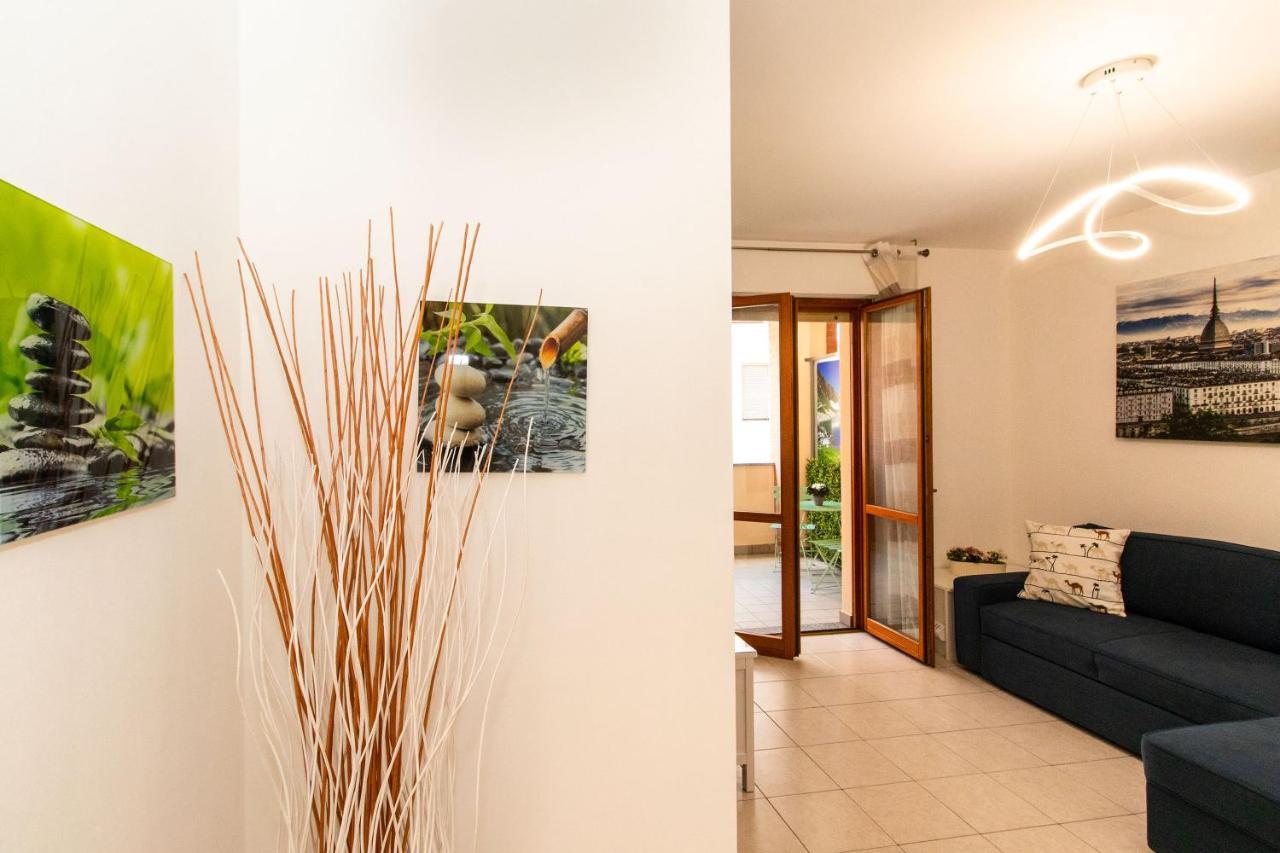 Come Casa Like Home Apartment With Parking 都灵 外观 照片