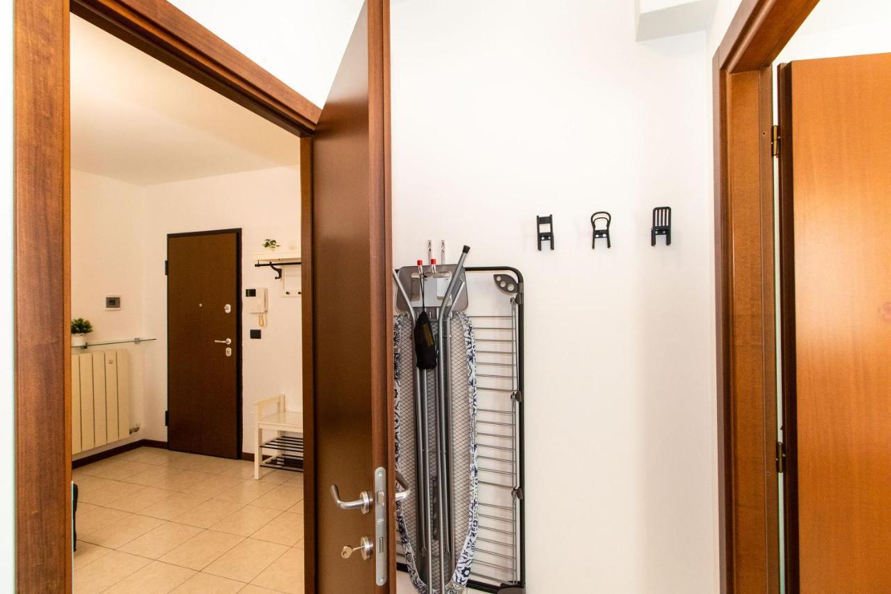 Come Casa Like Home Apartment With Parking 都灵 外观 照片