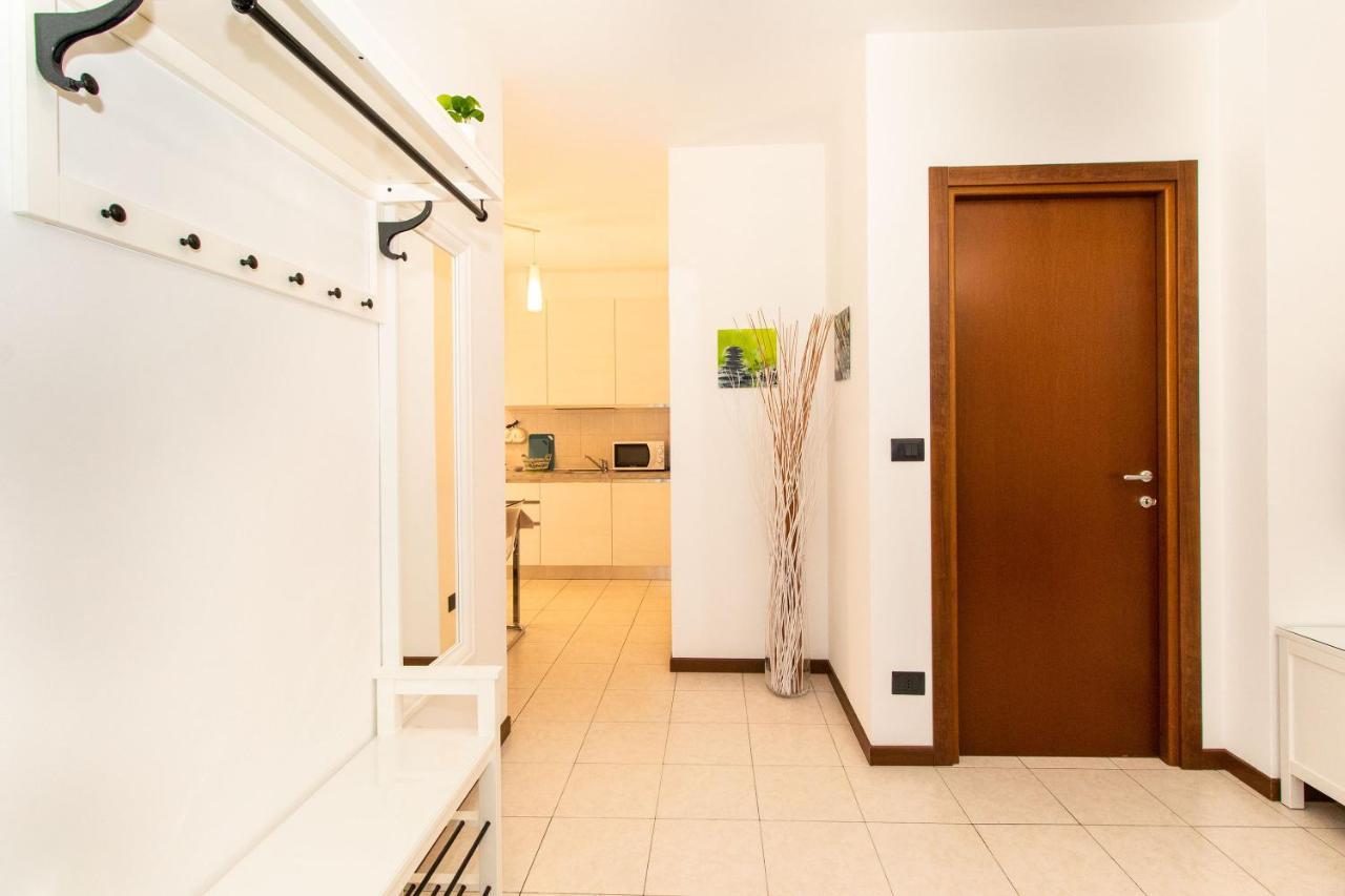 Come Casa Like Home Apartment With Parking 都灵 外观 照片
